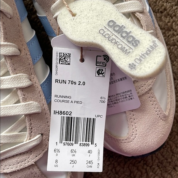 Adidas Women's White and Blue Cloudfoam Sneakers NWT - Picture 3 of 7